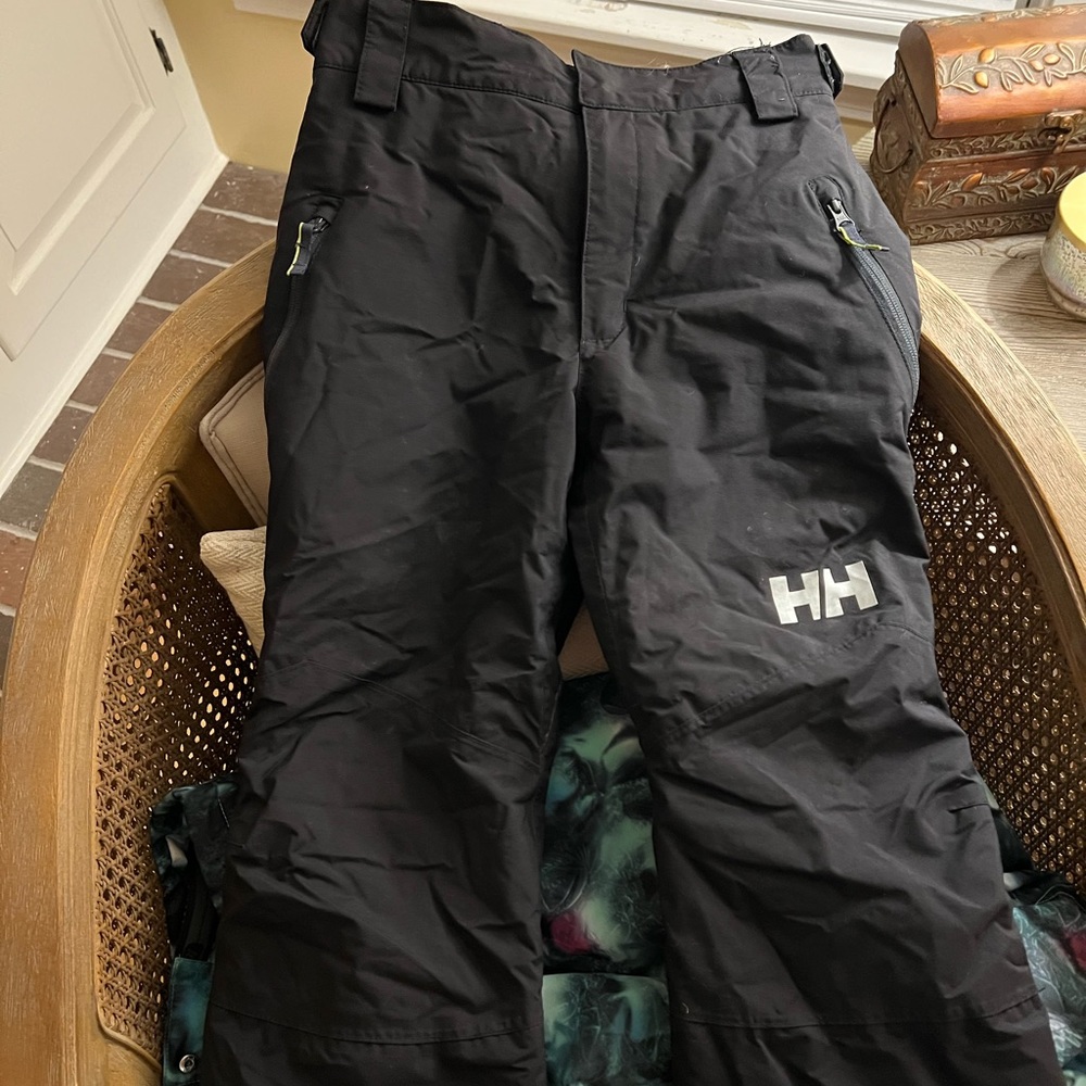 Helly Hansen black ski pants. Youth 12.
